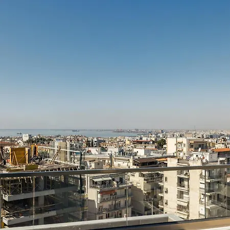 Skyline Luxury With Stunning Terrace By Binobi!