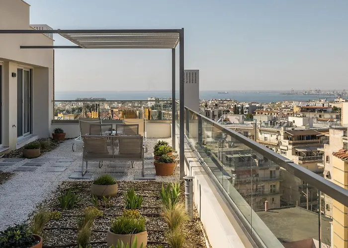 Skyline Luxury With Stunning Terrace By Binobi!
