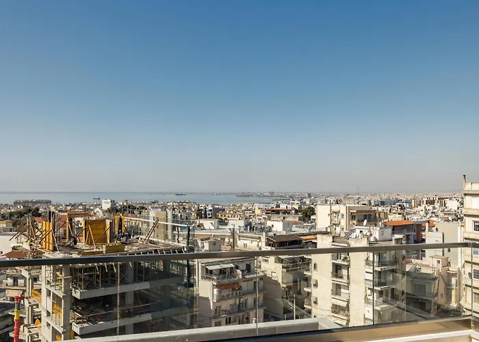 Skyline Luxury With Stunning Terrace By Binobi!